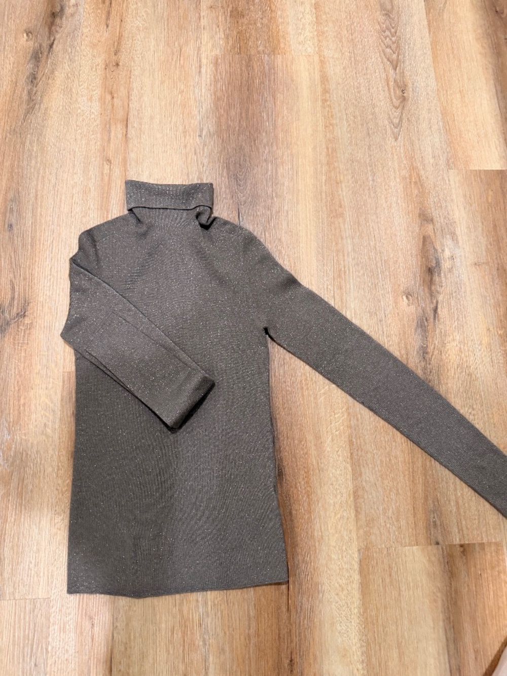 COS Sparkly Seamless Wool Turtleneck Top-XS